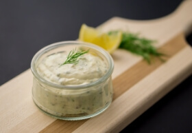 وصفة صلصة الرانش محلية الصنع و10 طرق مبتكرة لاستخدامها