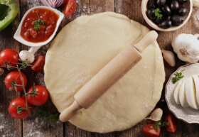 فهم أنواع مختلفة من عجينة البيتزا