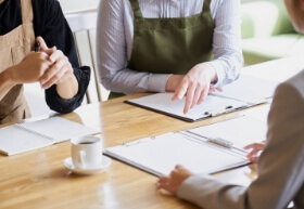 Navigating the Restaurant Business in Saudi Arabia: A Comprehensive Guide