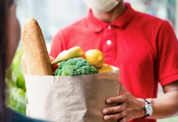 Online Grocery Shopping as the New Supply Chain Industry Trend